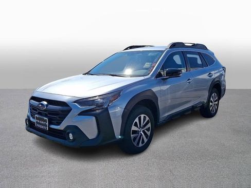 Used 2024 Subaru Outback Premium AWD/4WD image 1