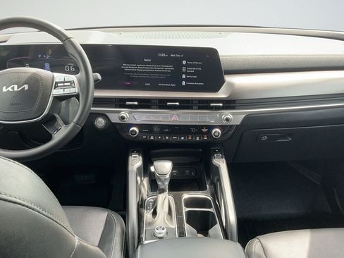 Used 2023 Kia Telluride S w/ S Sunroof Package FWD image 7