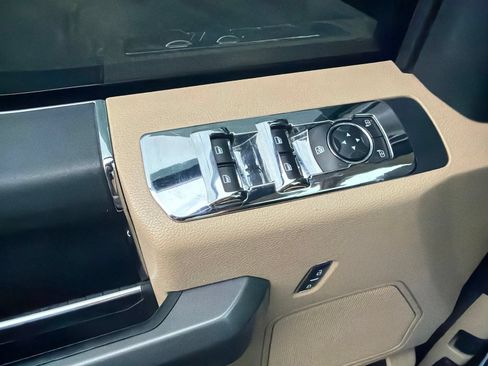 Used 2017 Ford F250 XLT AWD/4WD image 16