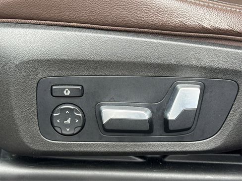 Used 2019 BMW X3 xDrive30i w/ Premium Package image 41