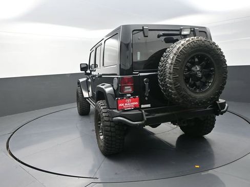 Used 2012 Jeep Wrangler Unlimited Rubicon AWD/4WD image 99