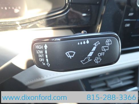 New 2025 Volkswagen Taos S image 21