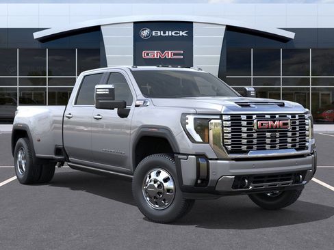 New 2026 GMC Sierra 3500 Denali AWD/4WD image 7