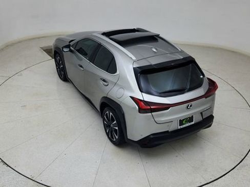 Used 2019 Lexus UX 200 FWD image 78