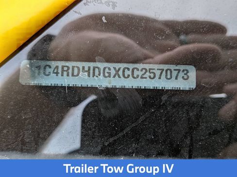 Used 2012 Dodge Durango Crew w/ Trailer Tow Group IV RWD image 10