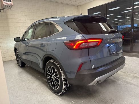New 2026 Ford Escape SE w/ PHEV Premium Package image 16