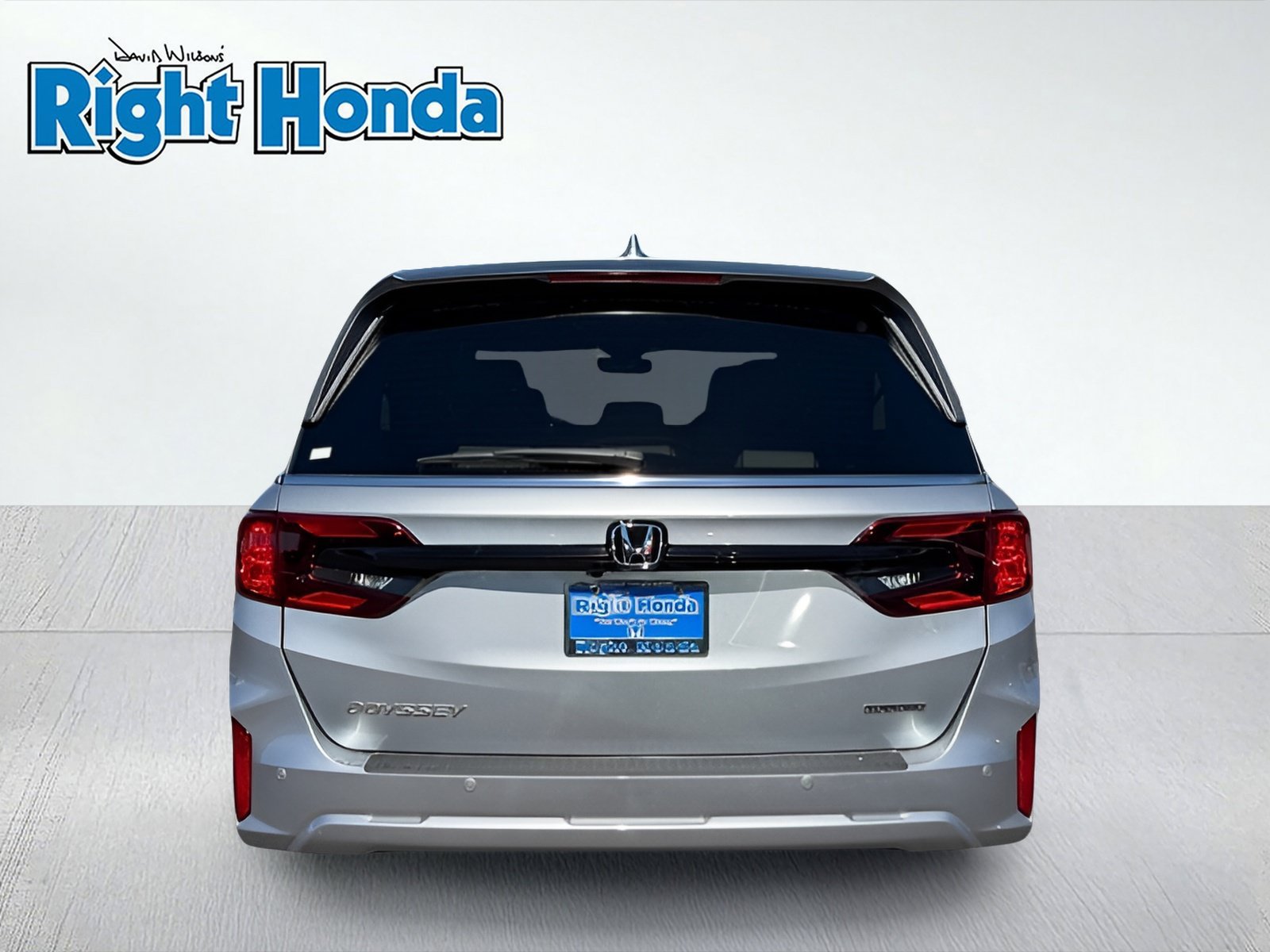 New 2027 Honda Odyssey Touring image 4