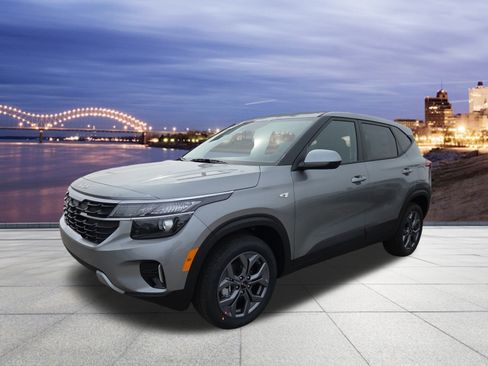 New 2026 Kia Seltos LX image 1