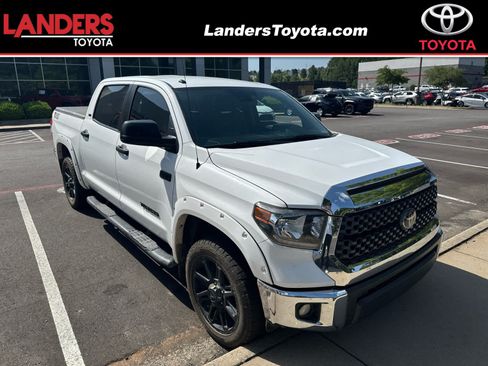 Used 2019 Toyota Tundra SR5 w/ SR5 Upgrade Package AWD/4WD image 1