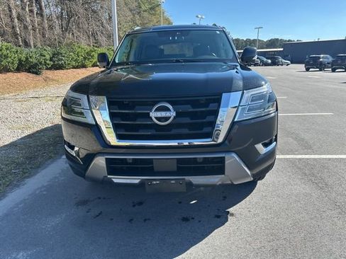 Used 2021 Nissan Armada SL w/ Captain's Chairs Package image 2