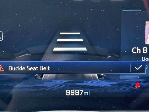Used 2025 Chevrolet Equinox LT w/ Safety and Technology Package FWD image 22