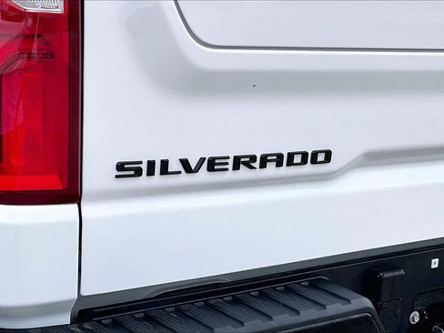Used 2026 Chevrolet Silverado 1500 ZR2 w/ Dark Appearance Package AWD/4WD image 10