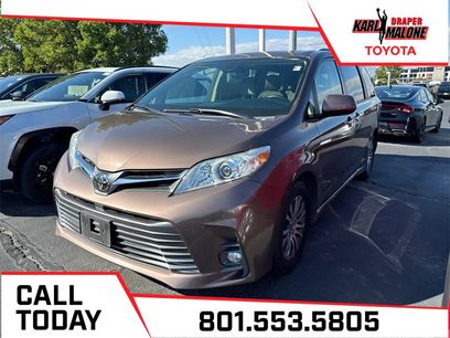 Used 2020 Toyota Sienna XLE