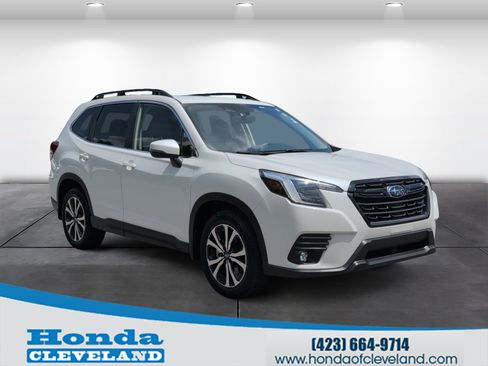 Used 2024 Subaru Forester Limited w/ Convenience Package AWD/4WD image 1