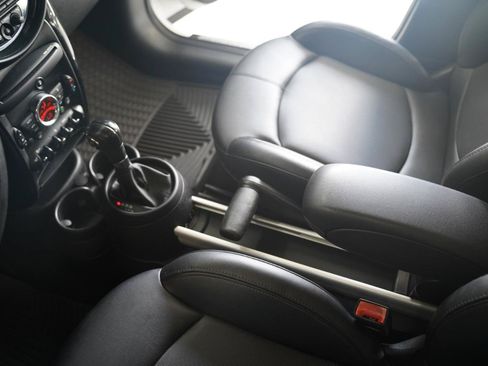 Used 2014 MINI Cooper Countryman S FWD image 20