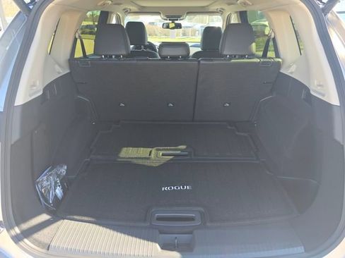 New 2026 Nissan Rogue Platinum w/ Platinum Premium Package image 19