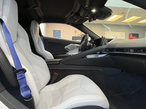 Used 2026 Chevrolet Corvette Z06 RWD image 10