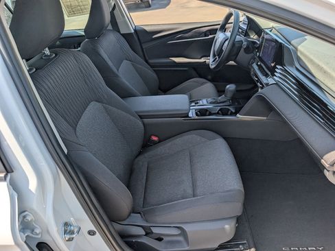 Used 2026 Toyota Camry LE FWD image 8