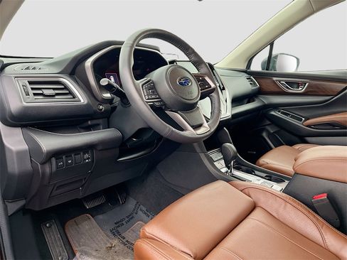 Used 2024 Subaru Ascent Touring image 9