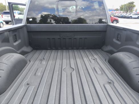 Used 2024 Ford F350 Lariat w/ Black Appearance Package image 19