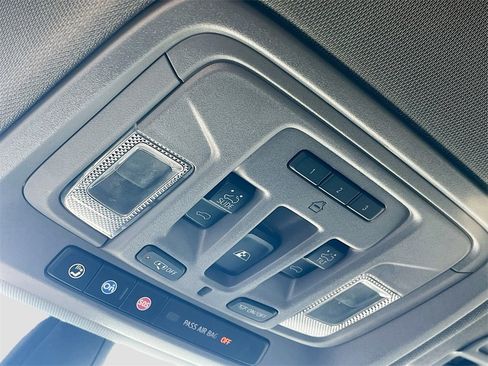 Used 2021 GMC Sierra 1500 Denali w/ Denali Premium Package image 19