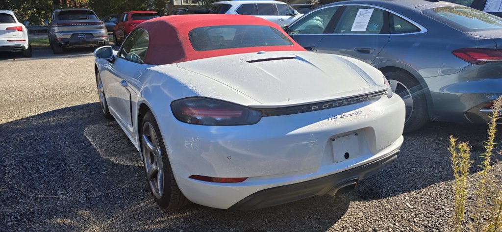 Certified 2023 Porsche 718 Boxster RWD image 2