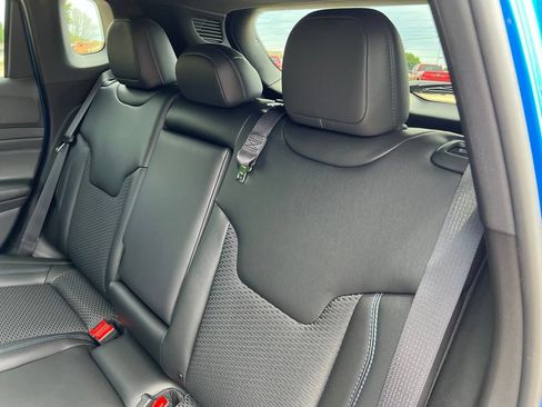 New 2026 Jeep Compass Latitude AWD/4WD image 19