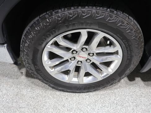 Used 2022 GMC Sierra 1500 SLT AWD/4WD image 10