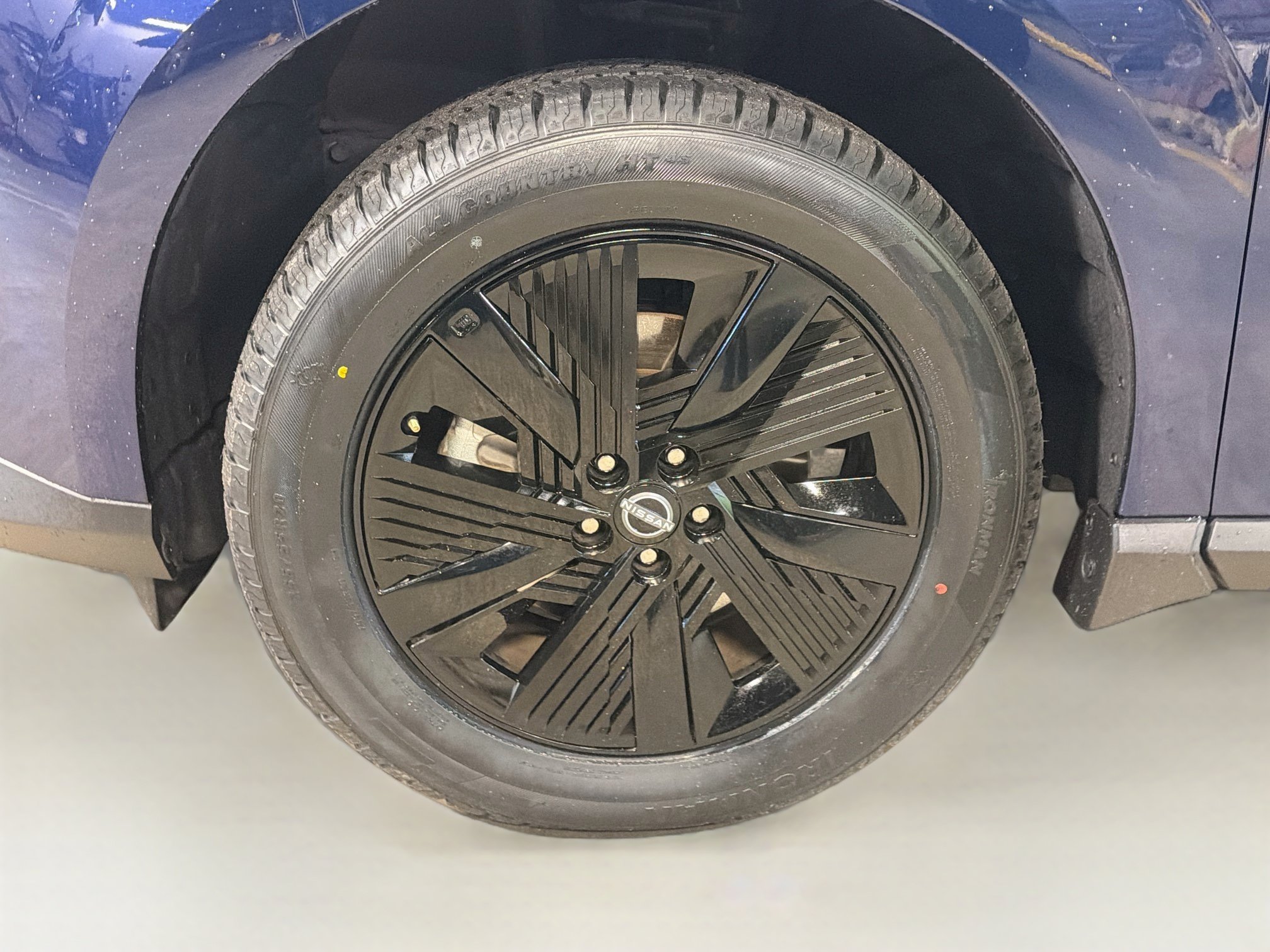 Used 2025 Nissan Murano SV AWD/4WD image 11