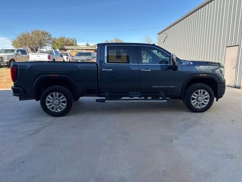 Used 2020 GMC Sierra 2500 Denali w/ Denali Ultimate Package image 9