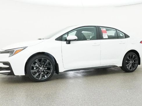 New 2026 Toyota Corolla SE image 29