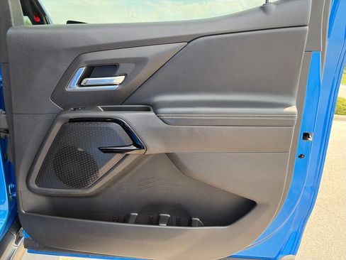 Used 2025 Chevrolet Silverado EV LT w/ LT Premium Package AWD/4WD image 31