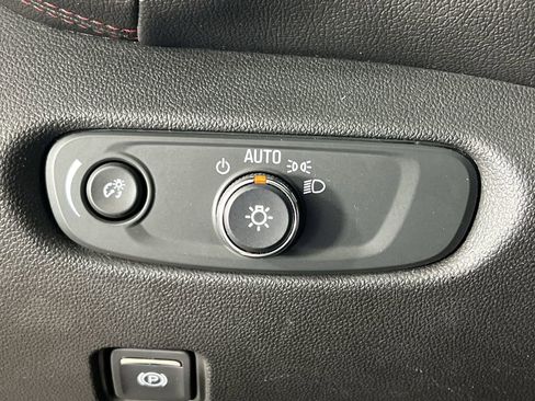 Used 2020 Chevrolet Blazer RS AWD/4WD image 19