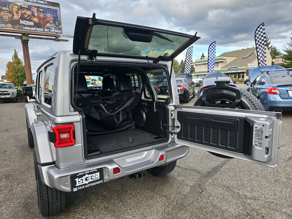 Used 2021 Jeep Wrangler Unlimited Sahara AWD/4WD image 19