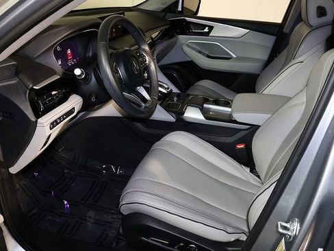 Certified 2023 Acura MDX SH-AWD w/ Advance Package image 12