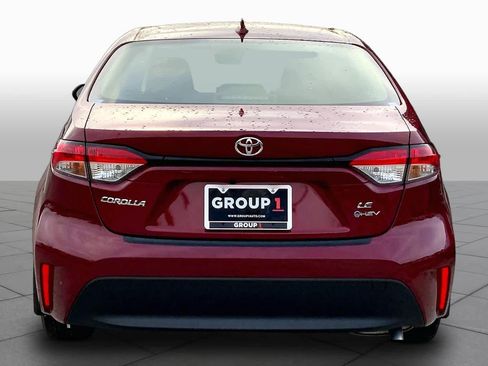 Used 2026 Toyota Corolla LE FWD image 5