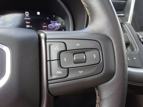 Used 2023 GMC Yukon AT4 w/ AT4 Premium Package AWD/4WD image 23