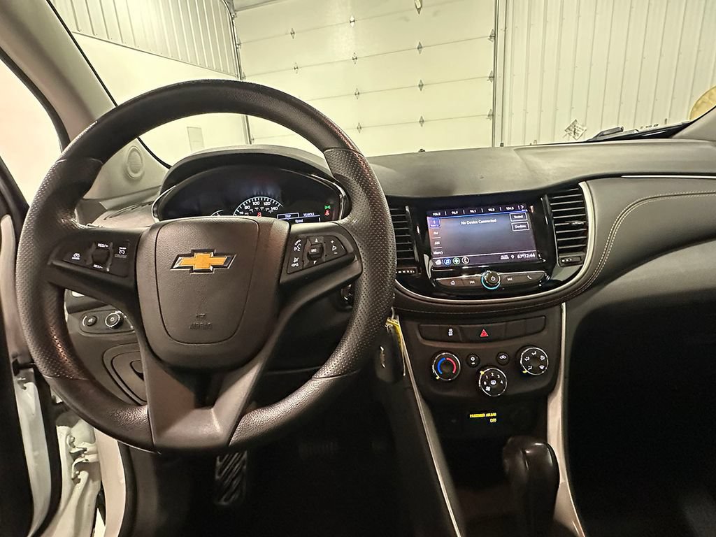 Used 2020 Chevrolet Trax LS w/ Tint and Cruise Package FWD image 30