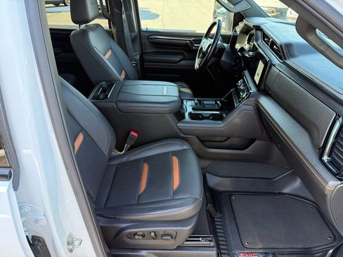 Used 2024 GMC Sierra 2500 AT4 w/ AT4 Premium Plus Package image 19