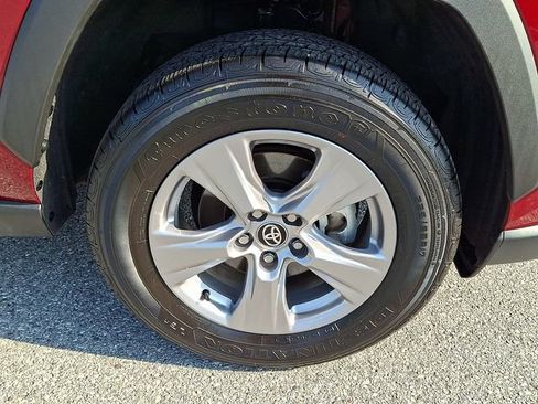 Certified 2025 Toyota RAV4 XLE w/ Convenience Package AWD/4WD image 8