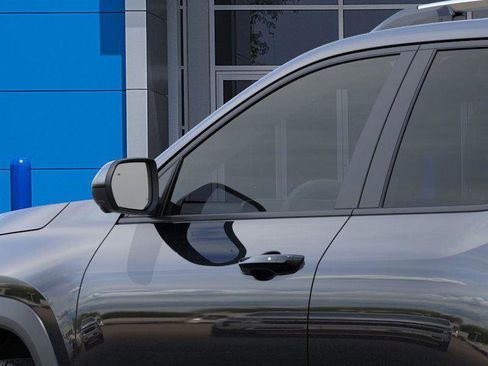 New 2026 Chevrolet Equinox LT image 12