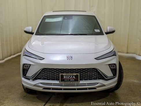 New 2026 Buick Envista Avenir image 4