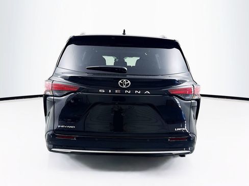 New 2026 Toyota Sienna Limited AWD/4WD image 7