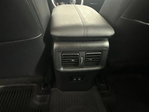 Used 2021 Toyota RAV4 Limited AWD/4WD image 21