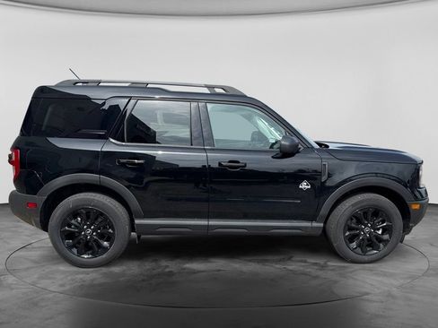 Used 2025 Ford Bronco Sport Outer Banks AWD/4WD image 12