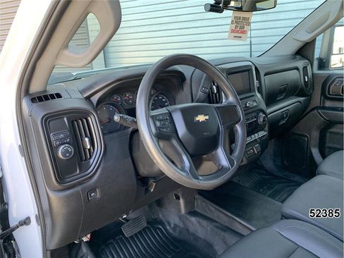 Used 2025 Chevrolet Silverado 3500 W/T image 24