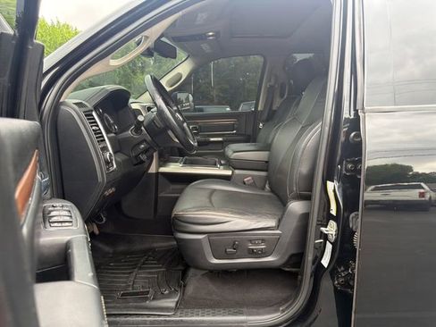 Used 2015 RAM 2500 Laramie AWD/4WD image 10