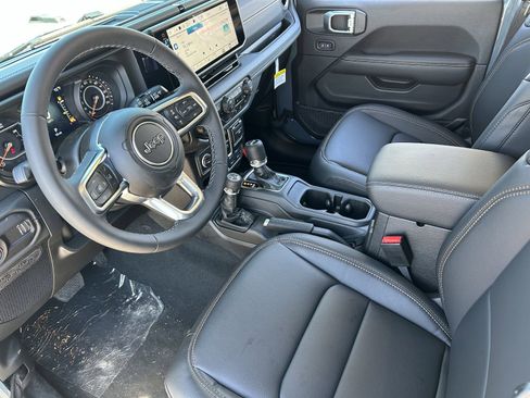 New 2026 Jeep Wrangler Sahara image 15