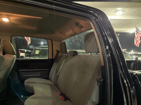 Used 2015 RAM 3500 Tradesman w/ Chrome Appearance Group image 23