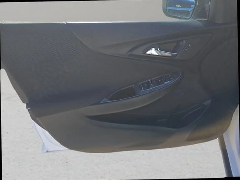 Used 2019 Chevrolet Malibu LS image 9